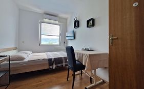 Rooms For Two With Private Bathroom Near Split Center